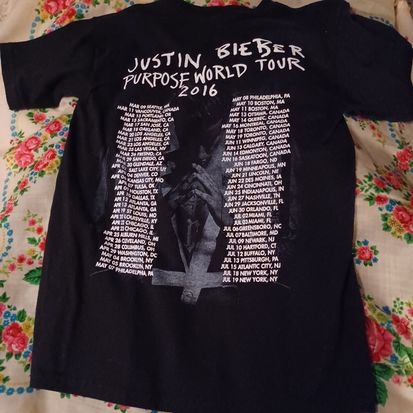 People should take back every joke/bad thing they’ve said about Justin Bieber🫶🏻 - Picture 3 of 4